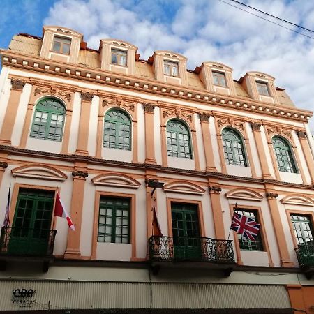 Hostal Victoria Quito Bagian luar foto