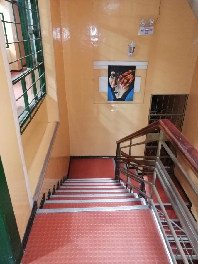 Hostal Victoria Quito Bagian luar foto